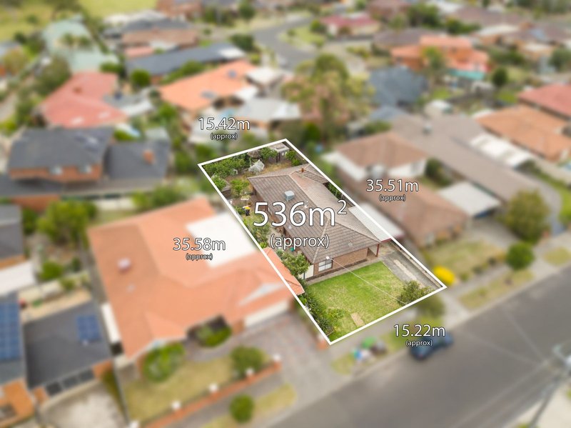 Photo - 34 Cabinda Drive, Keysborough VIC 3173 - Image 13