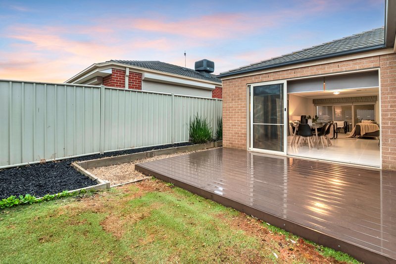 Photo - 34 Cable Circuit, Craigieburn VIC 3064 - Image 22