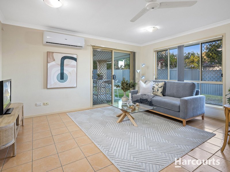 Photo - 34 Caley Crescent, Drewvale QLD 4116 - Image 2