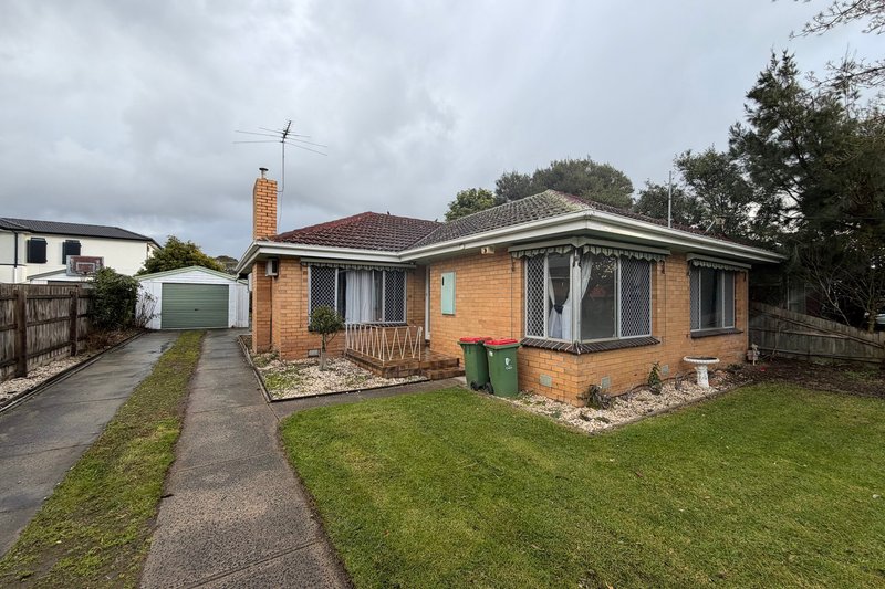 Photo - 34 Campbell Parade, Cranbourne VIC 3977 - Image 1