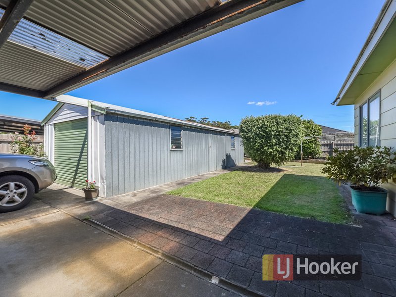 Photo - 34 Campbell Parade, Cranbourne VIC 3977 - Image 9