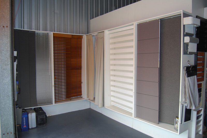 Photo - 3/4 Carlo Drive, Windwoven Awnings & Blinds , Cannonvale QLD 4802 - Image 5