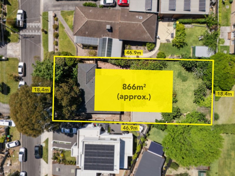 Photo - 34 Carole Avenue, Chirnside Park VIC 3116 - Image 2