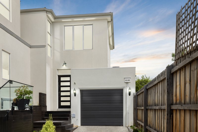 Photo - 3/4 Catherine Avenue, Mount Waverley VIC 3149 - Image 9