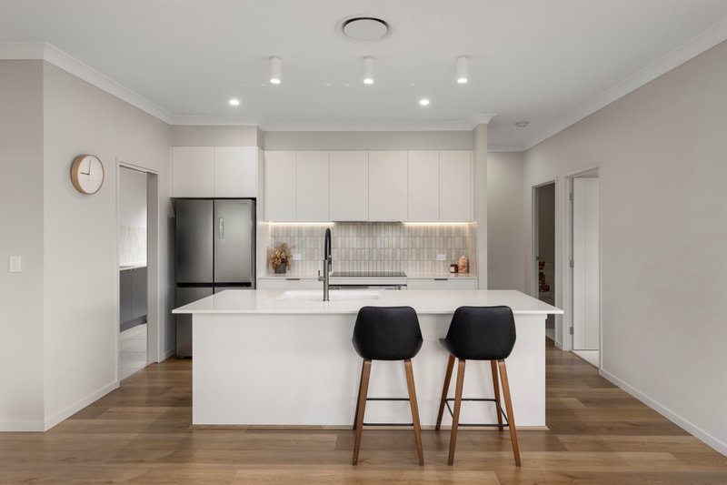 Photo - 34 Cedar Drive, Burpengary QLD 4505 - Image 3