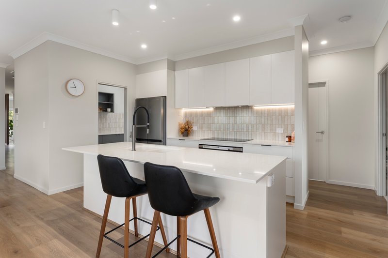 Photo - 34 Cedar Drive, Burpengary QLD 4505 - Image 4