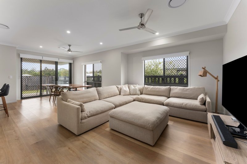 Photo - 34 Cedar Drive, Burpengary QLD 4505 - Image 6