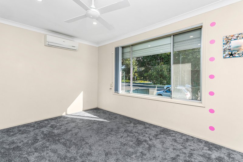 Photo - 34 Central Avenue, Oak Flats NSW 2529 - Image 4