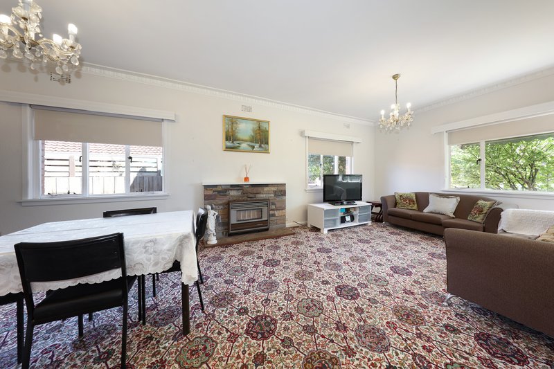 Photo - 34 Centre Dandenong Road, Cheltenham VIC 3192 - Image 3