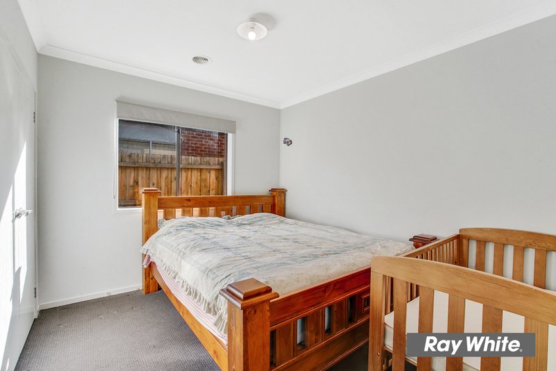 Photo - 34 Chantelle Parade, Tarneit VIC 3029 - Image 7