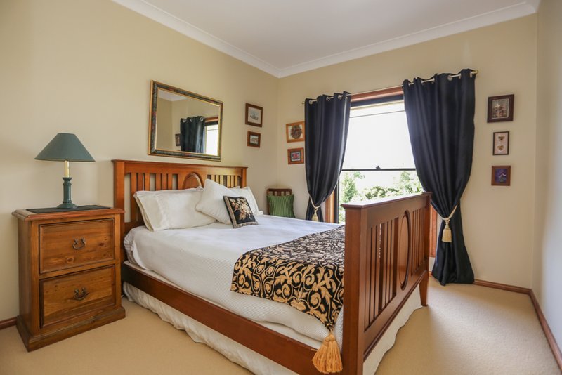 Photo - 34 Cherry Lane, Robin Hill NSW 2795 - Image 12