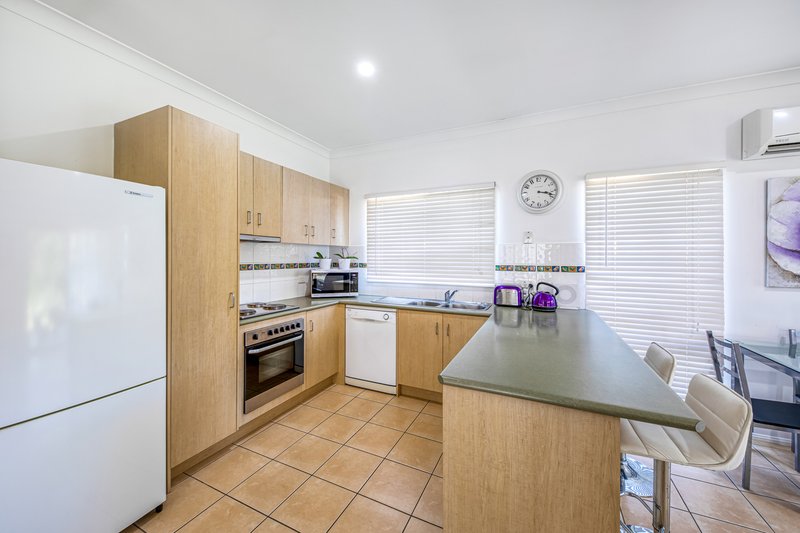 Photo - 34 Chesterton Crescent, Sippy Downs QLD 4556 - Image 7