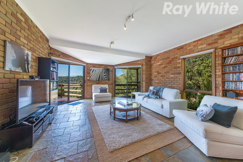 Photo - 34 Churchill Park Drive, Lysterfield South VIC 3156 - Image 3