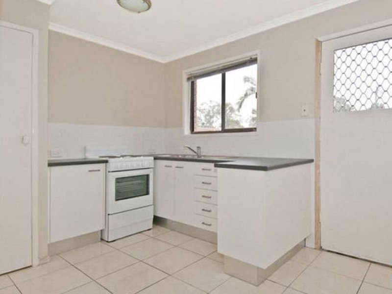 3/4 Conoble Court, Eagleby QLD 4207