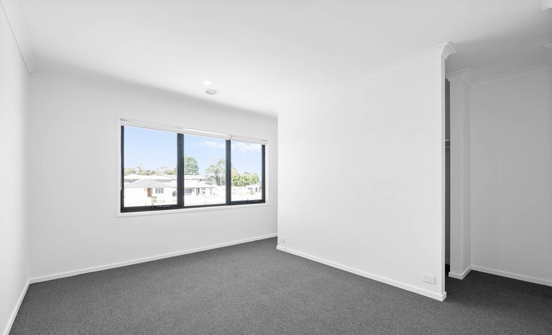 Photo - 34 Coral Vine Road, Junction Village VIC 3977 - Image 7