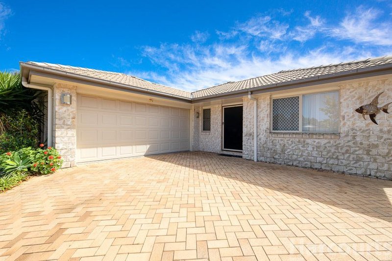 Photo - 34 Corrimal Place, Sandstone Point QLD 4511 - Image 4