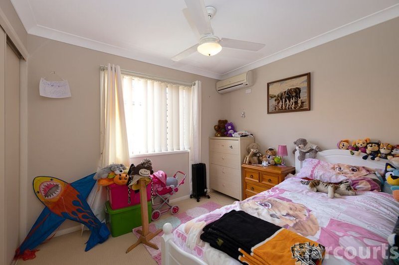 Photo - 34 Corrimal Place, Sandstone Point QLD 4511 - Image 13