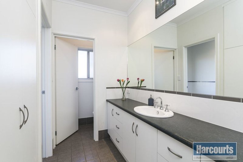 Photo - 34 Coulter Street, Flagstaff Hill SA 5159 - Image 10