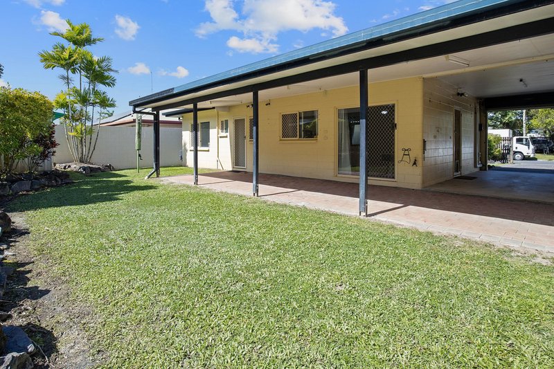 Photo - 34 Cracknell Road, White Rock QLD 4868 - Image 11