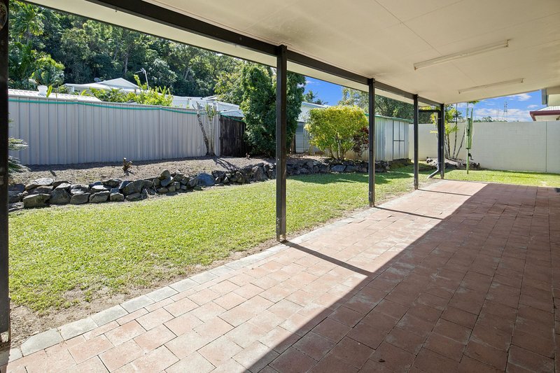 Photo - 34 Cracknell Road, White Rock QLD 4868 - Image 12