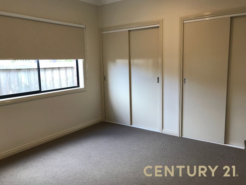 Photo - 3/4 Crawford Avenue, Dandenong North VIC 3175 - Image 4
