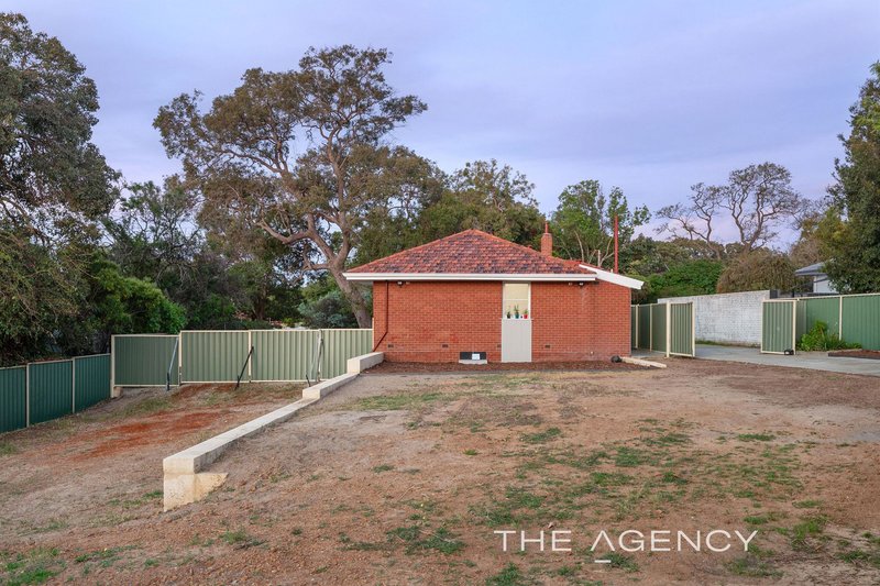 Photo - 34 Crayden Road, Kalamunda WA 6076 - Image 17