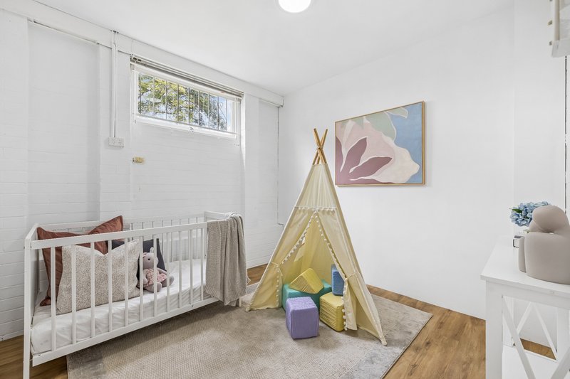 Photo - 34 Cresthaven Drive, Mansfield QLD 4122 - Image 19