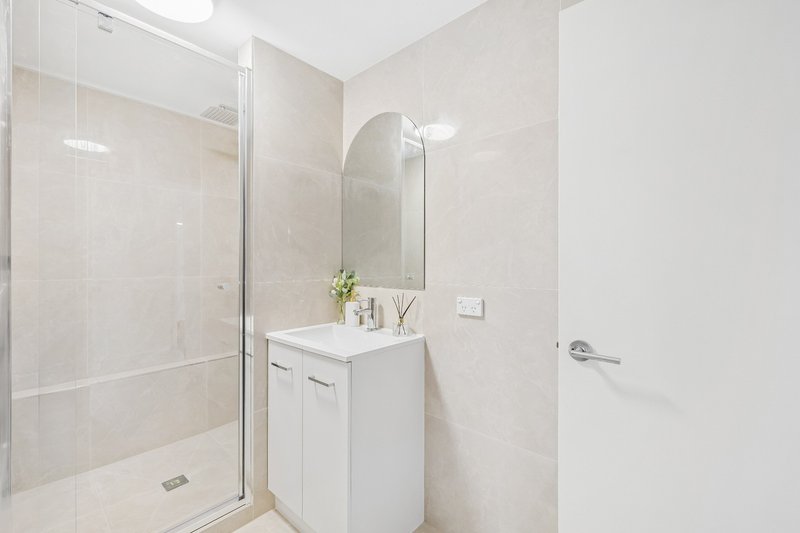 Photo - 34 Cresthaven Drive, Mansfield QLD 4122 - Image 20