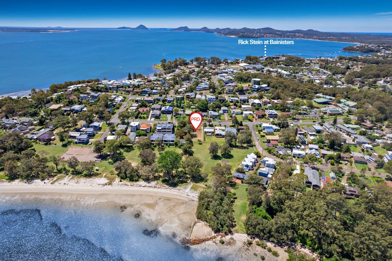 Photo - 34 Cromarty Road, Soldiers Point NSW 2317 - Image 3