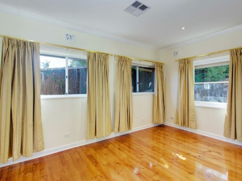 Photo - 34 Crompton Drive, Wattle Park SA 5066 - Image 21