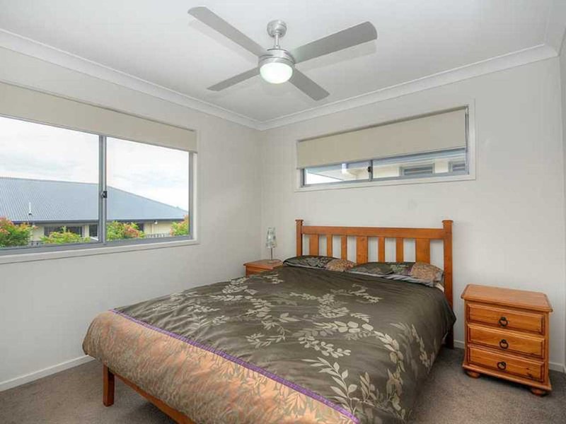 Photo - 34 Daintree Drive, Coomera QLD 4209 - Image 11