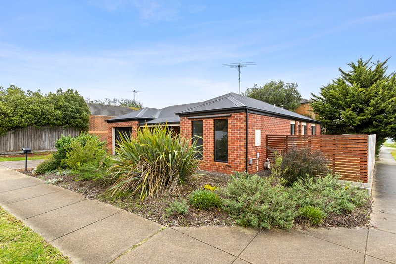 Photo - 34 Daly Boulevard, Highton VIC 3216 - Image 2