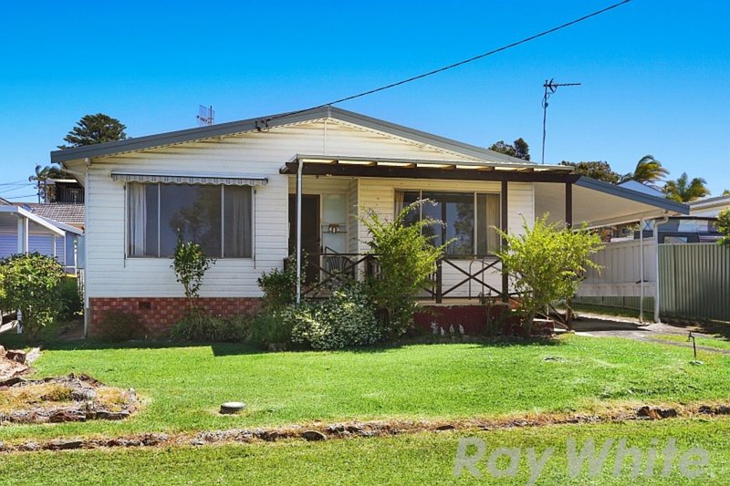 34 Delia Avenue, Budgewoi NSW 2262