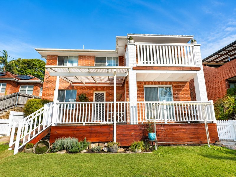 Photo - 34 Delmar Parade, Dee Why NSW 2099 - Image 1