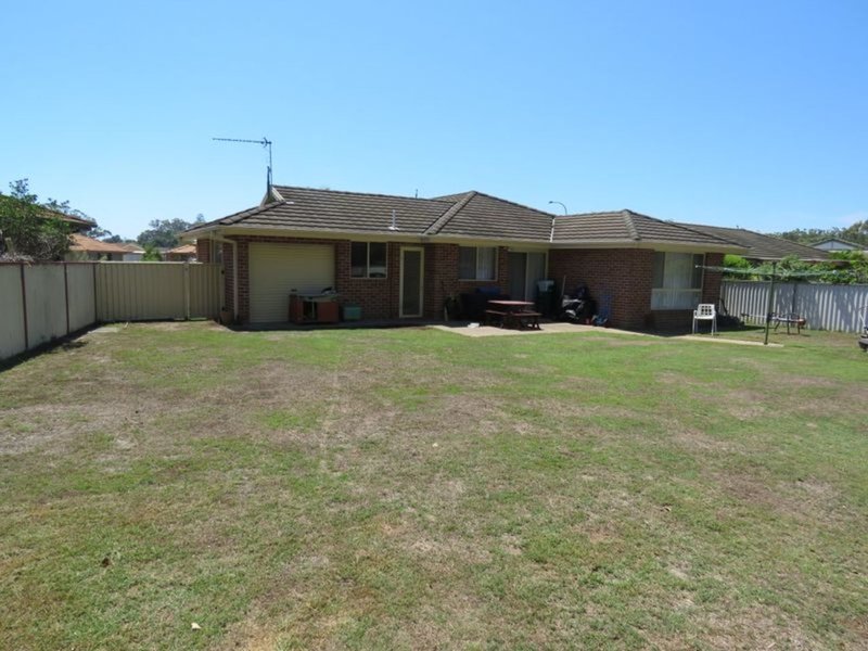 Photo - 34 Delmer Close, South West Rocks NSW 2431 - Image 5