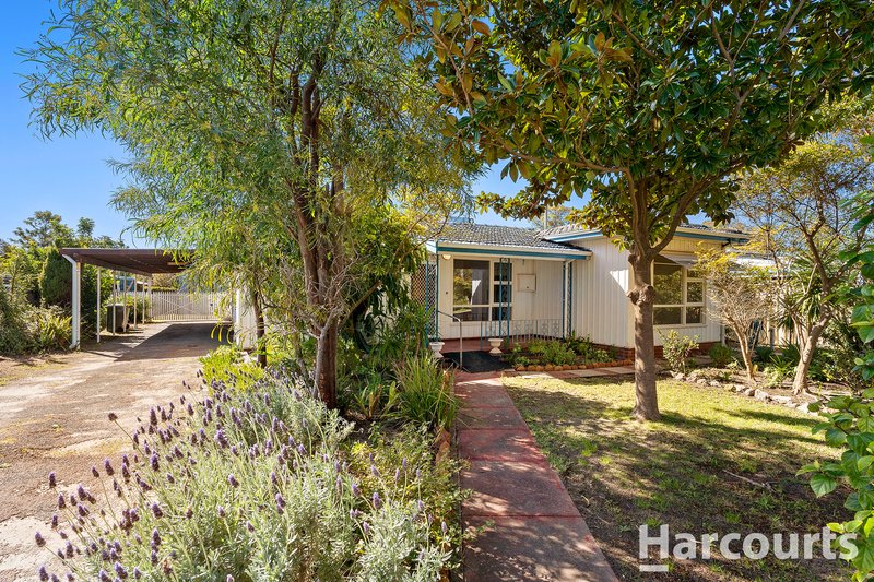 Photo - 34 Derek Road, Coodanup WA 6210 - Image 16