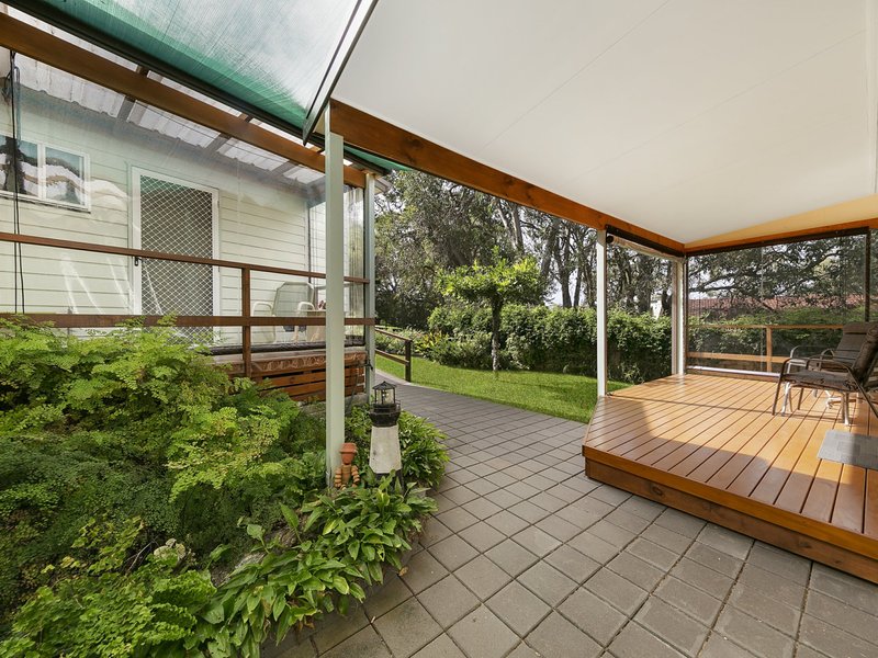 Photo - 34 Diamond Head Drive, Budgewoi NSW 2262 - Image 12