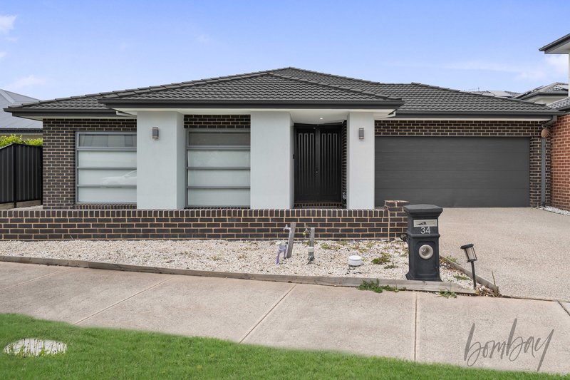 Photo - 34 Distinction Avenue, Craigieburn VIC 3064 - Image 1