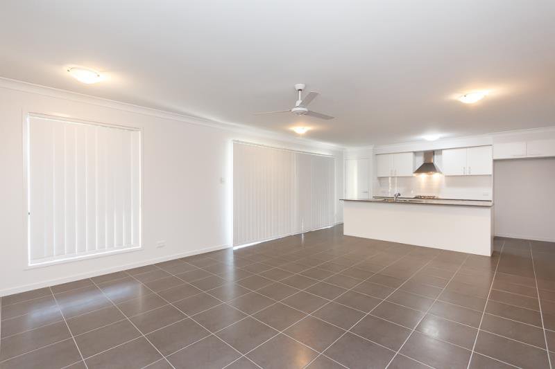 Photo - 34 Duchess Street, Clontarf QLD 4019 - Image 2
