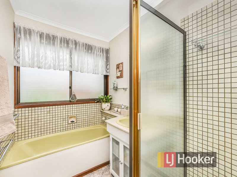 Photo - 34 Duff Street, Cranbourne VIC 3977 - Image 11