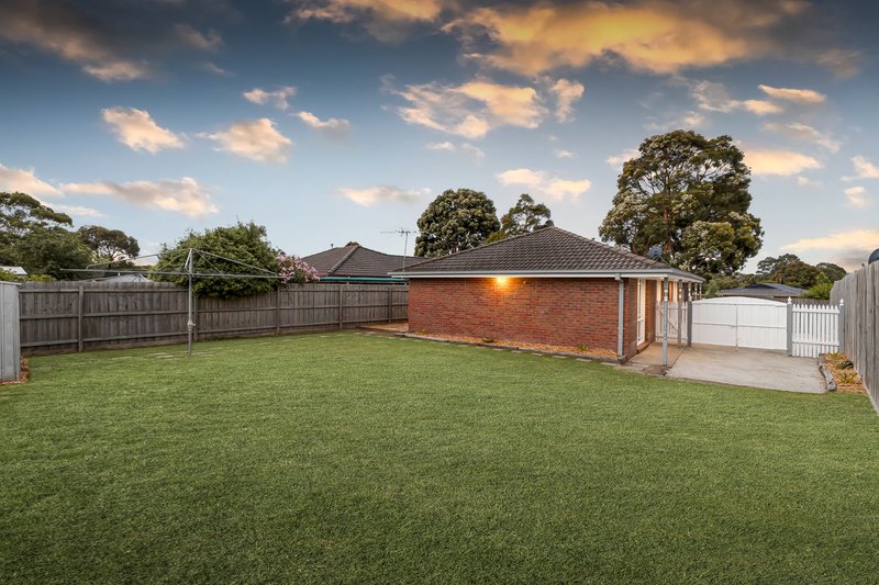 Photo - 34 Duncan Drive, Pakenham VIC 3810 - Image 11