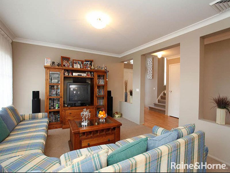 Photo - 34 Duncraig Drive, Kellyville NSW 2155 - Image 6