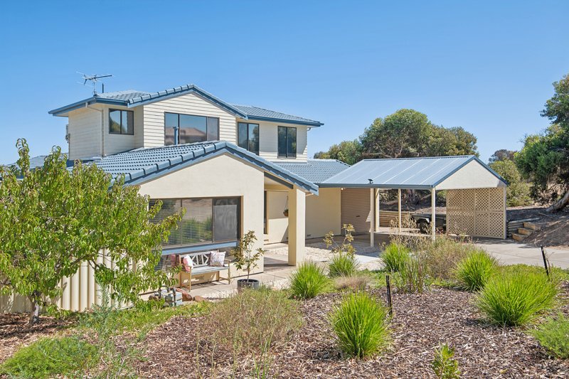 34 Dutchman Drive, Hallett Cove SA 5158