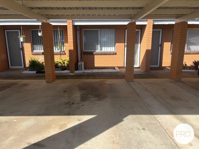 Photo - 3/4 Elizabeth Street, Tannum Sands QLD 4680 - Image 12