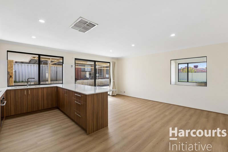 Photo - 34 Elkington Mews, Clarkson WA 6030 - Image 7