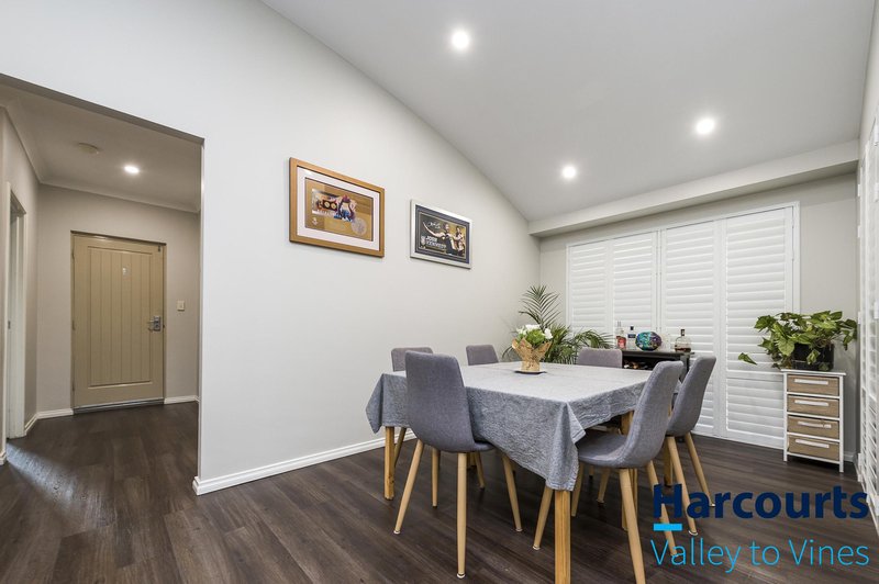 Photo - 34 Elmina Avenue, Ellenbrook WA 6069 - Image 7