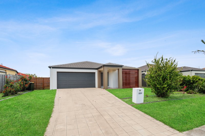 34 Endeavour Way, Eli Waters QLD 4655