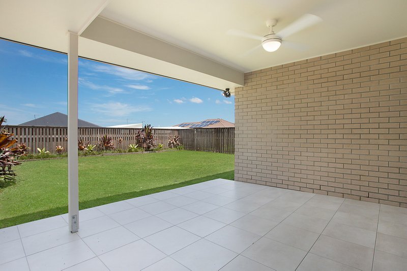 Photo - 34 Essencia Avenue, Dakabin QLD 4503 - Image 7