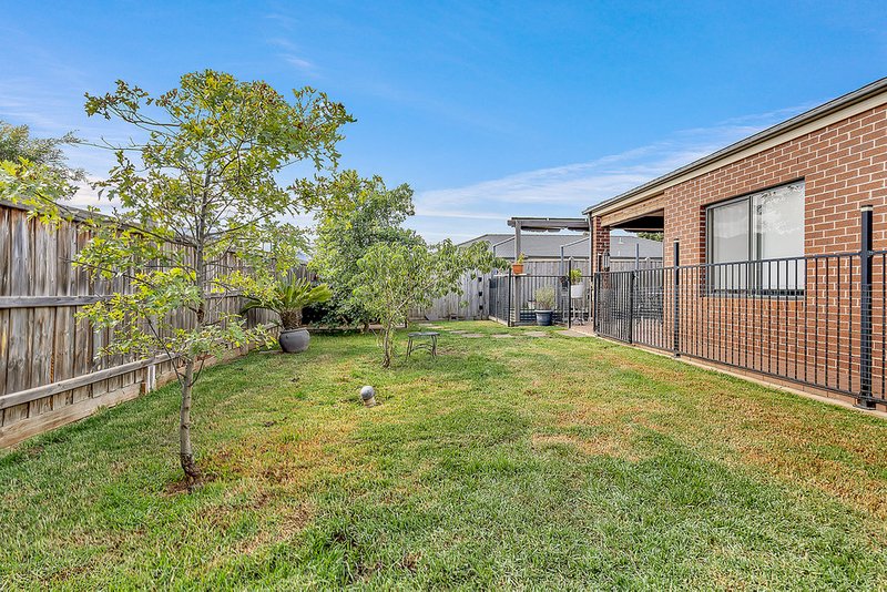 Photo - 34 Fairhaven Avenue, Beveridge VIC 3753 - Image 15