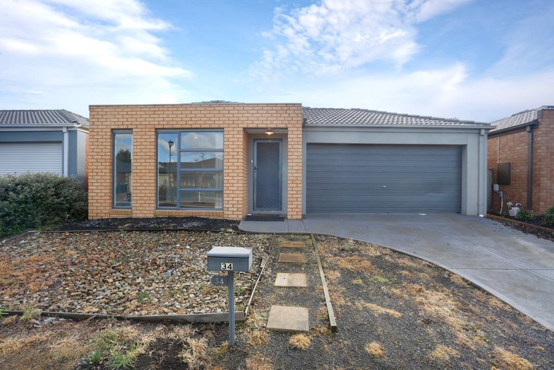 34 Fairhaven Blvd , Melton West VIC 3337